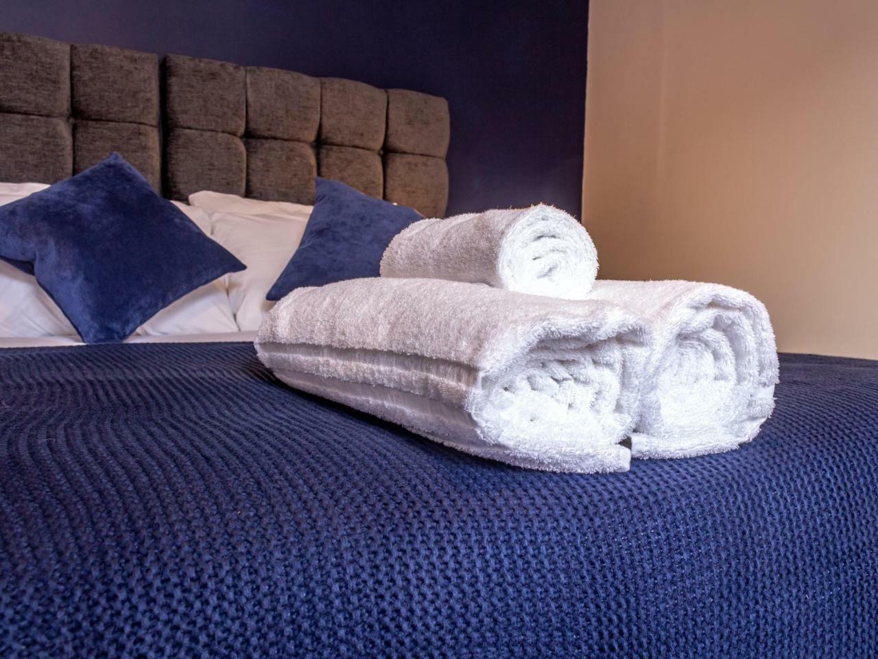Northfield Street, Worcester City Centre - Guest Homes Екстериор снимка