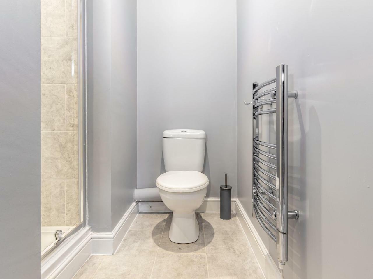 Northfield Street, Worcester City Centre - Guest Homes Екстериор снимка